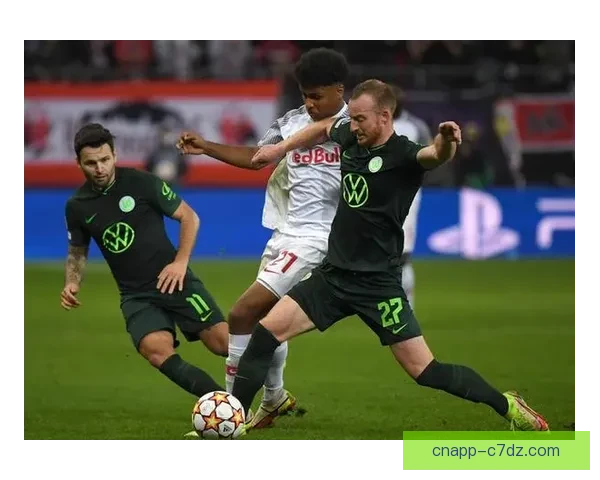 赫内斯谈夏窗质疑大幅领先多特